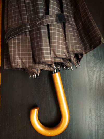 Зонт-трость в клетку с деревянной ручкой DINIYA полуавтомат, 16 спиц, Цвет: Черный, Синий, Коричневый