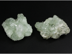 Пренит, сросток кристаллов в ассортименте, Мали (26-30 мм, 9-10 г) №36150