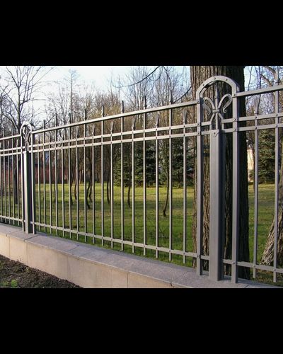 Стальные ограждения. Купить от производителя. Монтаж забора под ключ | ГОРЗАБОР