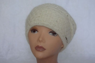 Берет Vizio 6726 белый стеклярус