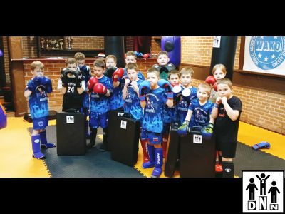 Макивара для отработки лоукиков. Натуральная кожа. Премиум класс. Непробиваемая. Размер 40*60*10 DNN