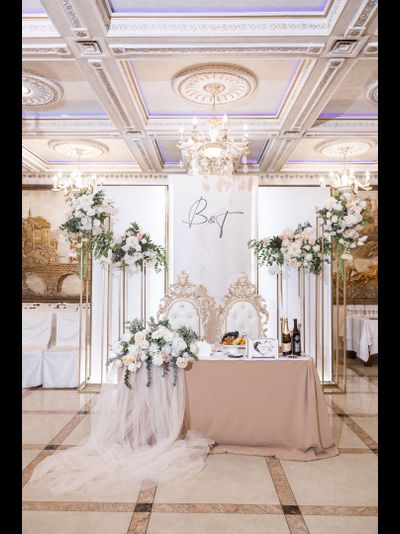 Прямоугольная стойка