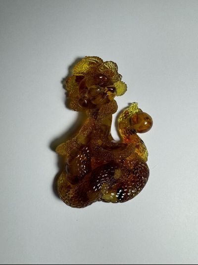 Магнит змея снегурочка