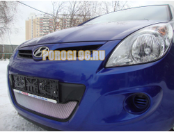 Защита радиатора Hyundai i20 2008-2012 chrome