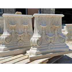 Капитель каменная узорная 1