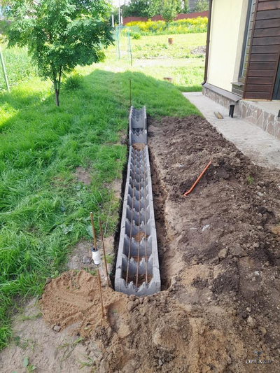 Бетонный блок, 200 мм