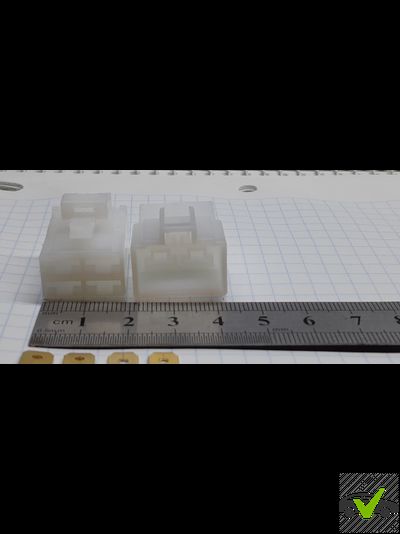 Разъем автомобильный 4пин