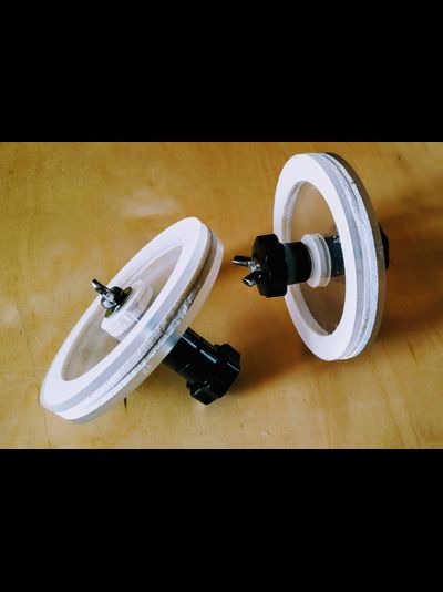 Зажим для ручной мойки виниловых пластинок