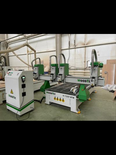 Фрезерно-гравировальный станок с ЧПУ WoodTec H 1325 4FM