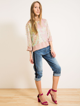 Блузка с пайетками