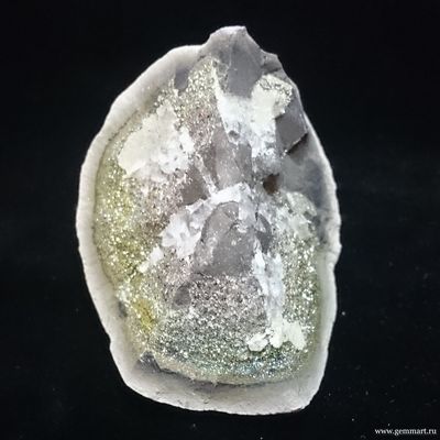 Пирит -"спектропирит", кальцит в полости конкреции. Россия. 43*32*25мм