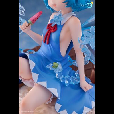 Фигурка 1/7 Чирно (Cirno Summer Frost ver.)