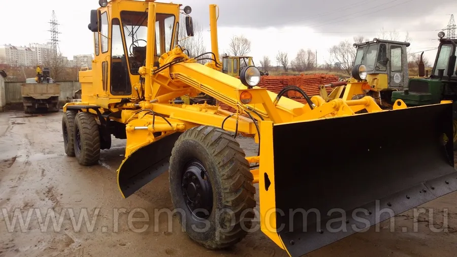 Автогрейдер ДЗ-122Б