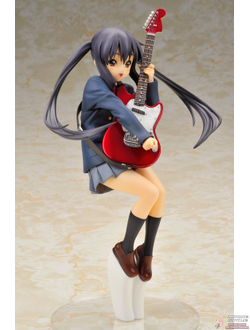 Фигурка 1/8 Адзуса Накано (Nakano Azusa)
