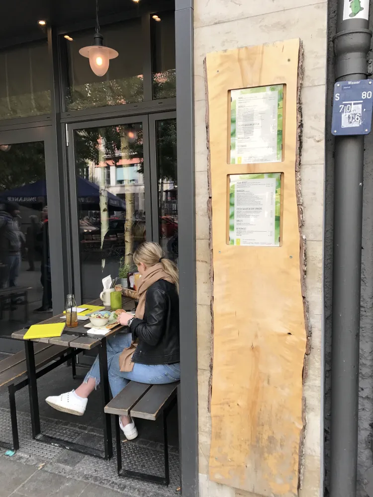 Уличное меню в кафе, Мюнхен,Германия.