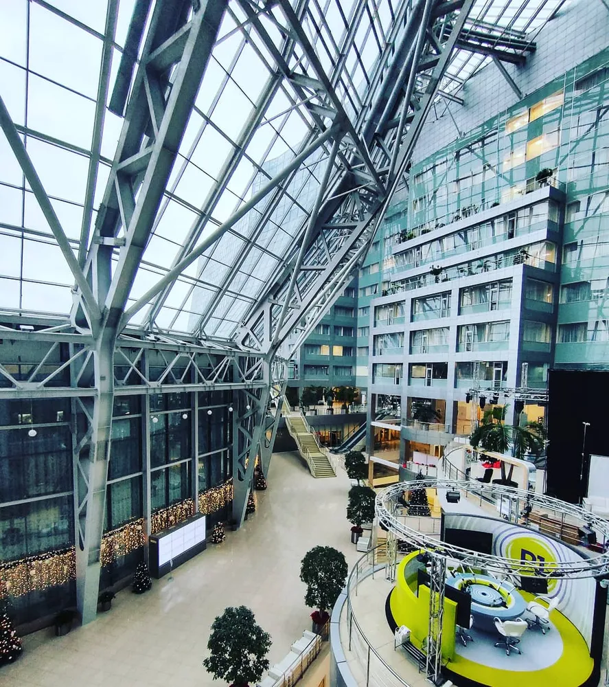 Остекление дома правительства