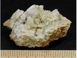 Кварц на халцедоне, необработанный "дикий" образец, Россия, Северный Кавказ, КЧР, Усть-Джегутинский район (38*25*14 мм, 10 г) №28371