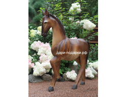 Жеребенок коричневый  94*86см   10кг   полистоун Россия  8062/012521