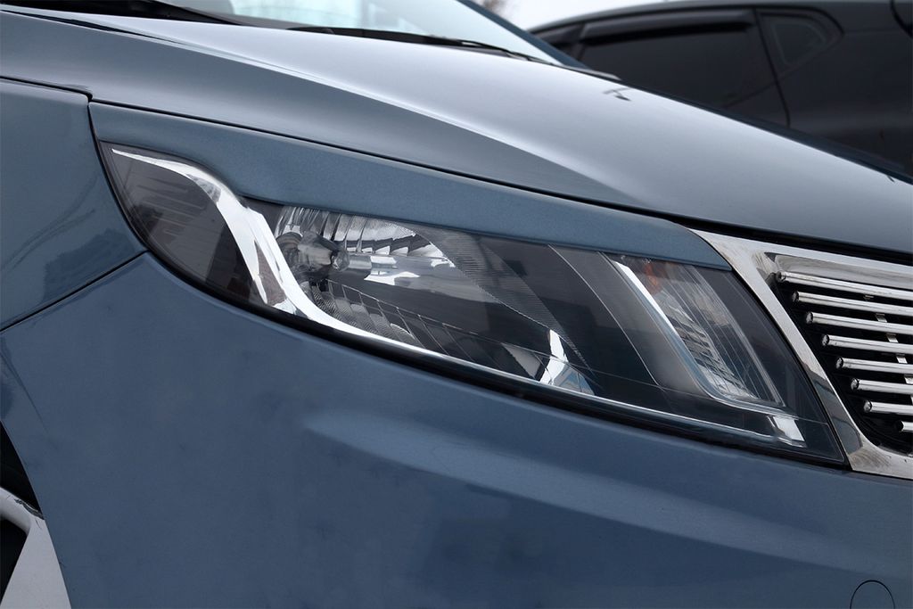 Реснички на фары гранта фл. Фара skoda octavia a7. Реснички мазда 6 gg. Реснички передних фар. Реснички передних фар.