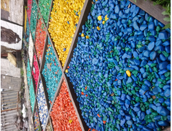 Щебень мраморный окрашенный