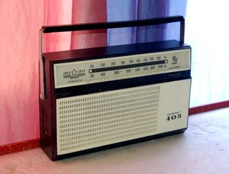 Радиоприемник Альпинист 405  юбилейный