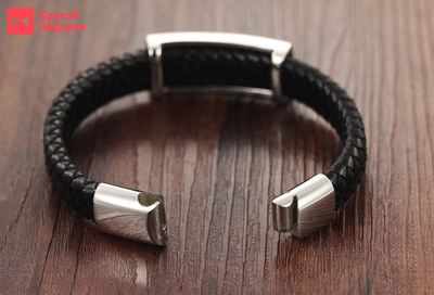 Мужской браслет с масонской символикой