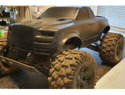 Monster Body 1:5 X-Maxx RR