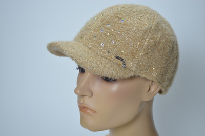 Зимняя бейсболка Италия со стразами