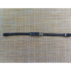 Браслет экокожа с черной пластиной, плетеный L=21 см