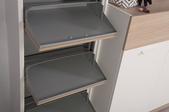 Глория Обувница