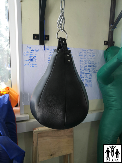 Груша боксерская из натуральной кожи