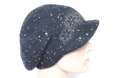 Кепка вязаная с пайетками и украшениями Визио италия 6978