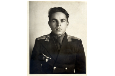 Серёдкин Станислав Николаевич 4.07.1932-13.12.1955 погиб при исполнении служебных обязанностей