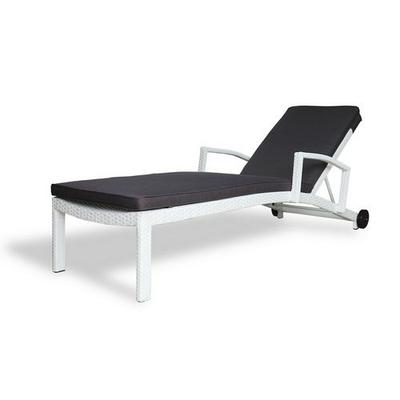 Плетеный шезлонг Milano белый