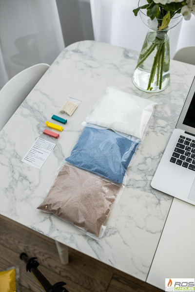 Набор цветных свечей: голубые "Голубой" - 1кг; бежевые "Бежевый" - 1кг; белые "Бизнес" - 1кг