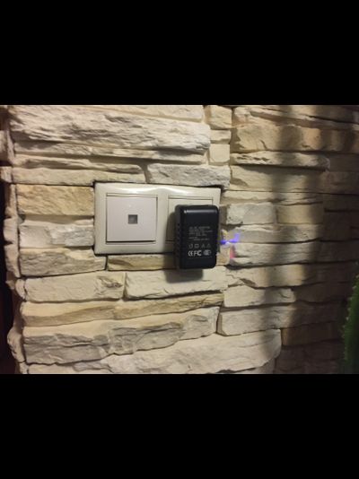 WiFi видеоняня (в виде блока питания) с DVR Full HD (Pro iCam)