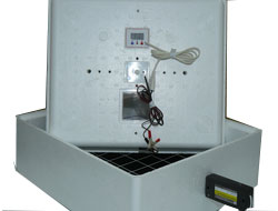 Автоматический инкубатор на 63/90 яйца "Идеальная наседка" с резервным питанием