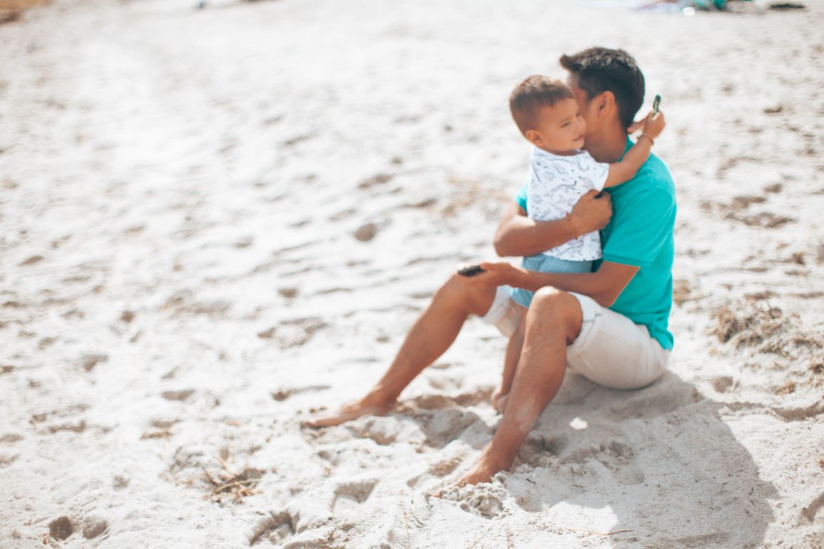 папа и сын, больше времени с семьей