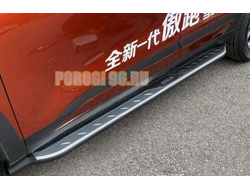 Пороги ОЕМ (Логотип) для Kia Seltos (2019-...)