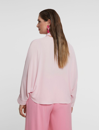 Блуза розовая с бантом