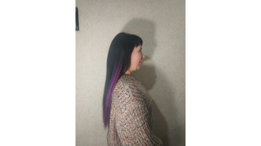 Коррекция наращивания волос плюс окрашивание в два цвета тёмный и фиолетовый с добавлением волос для наращивания фото и работа домашняя мастерская Ксении Грининой 3