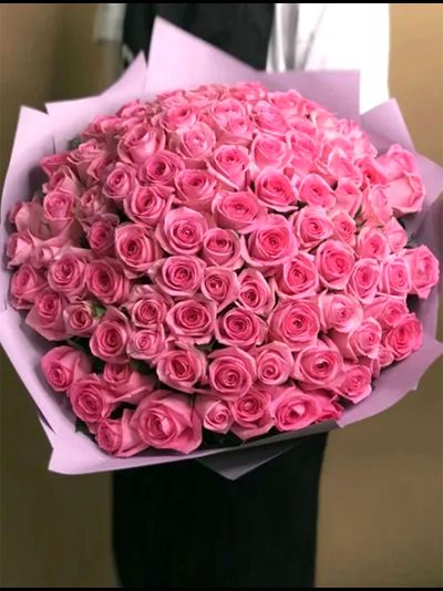 101 розовая роза