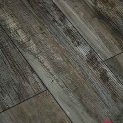 SPC ламинат Art East Artek Дуб Карельский ART 10 31 класс толщина 4.5 мм с фаской замковый 1.97 м2