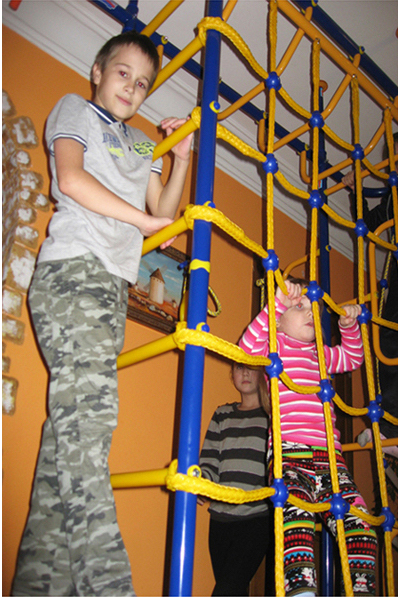 ДСК Модель "Flagman" Верхняя рама с рукоходом передвигается по высоте Веселый непоседа