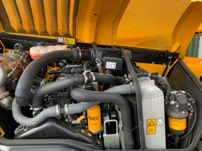 Телескопический погрузчик JCB 540-170, 2023
