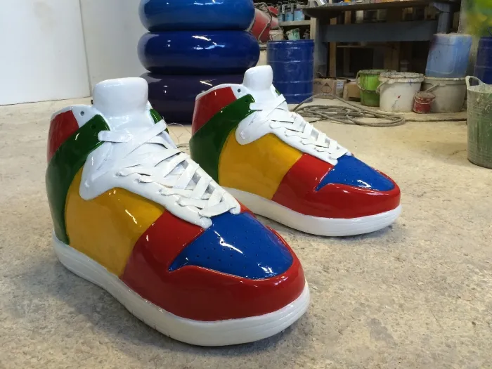 Большие кеды из пластика