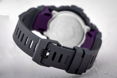 Часы Casio G-Shock GMA-B800-8AER