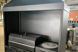 Мангальный комплекс с вытяжкой купольного типа