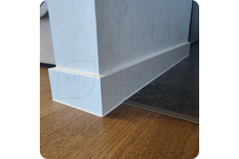 Современный минимализм: установка Dollken Cubu Flex Life 80 в белом цвете - идеальное решение для минималистичных интерьеров с чистыми линиями.