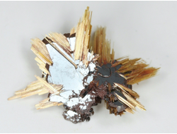 Редкость! Рутил свободного роста, сростки "звезды" золотистых игольчатых кристаллов на кристаллах гематита, Бразилия (22*18*6 мм, 1,25 г) №37913